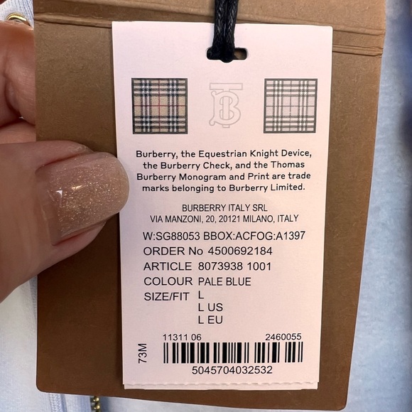❤️‍🔥BURBERRY ❤️‍🔥NEW PALE BLUE LOGO HOODIE ON FULL ZIP SIZE LARGE - Picture 7 of 11